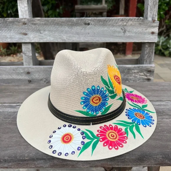 🆕Hand-Painted Artisan Panama Hat Made in Mexico – Floral Design - Picture 7 of 7